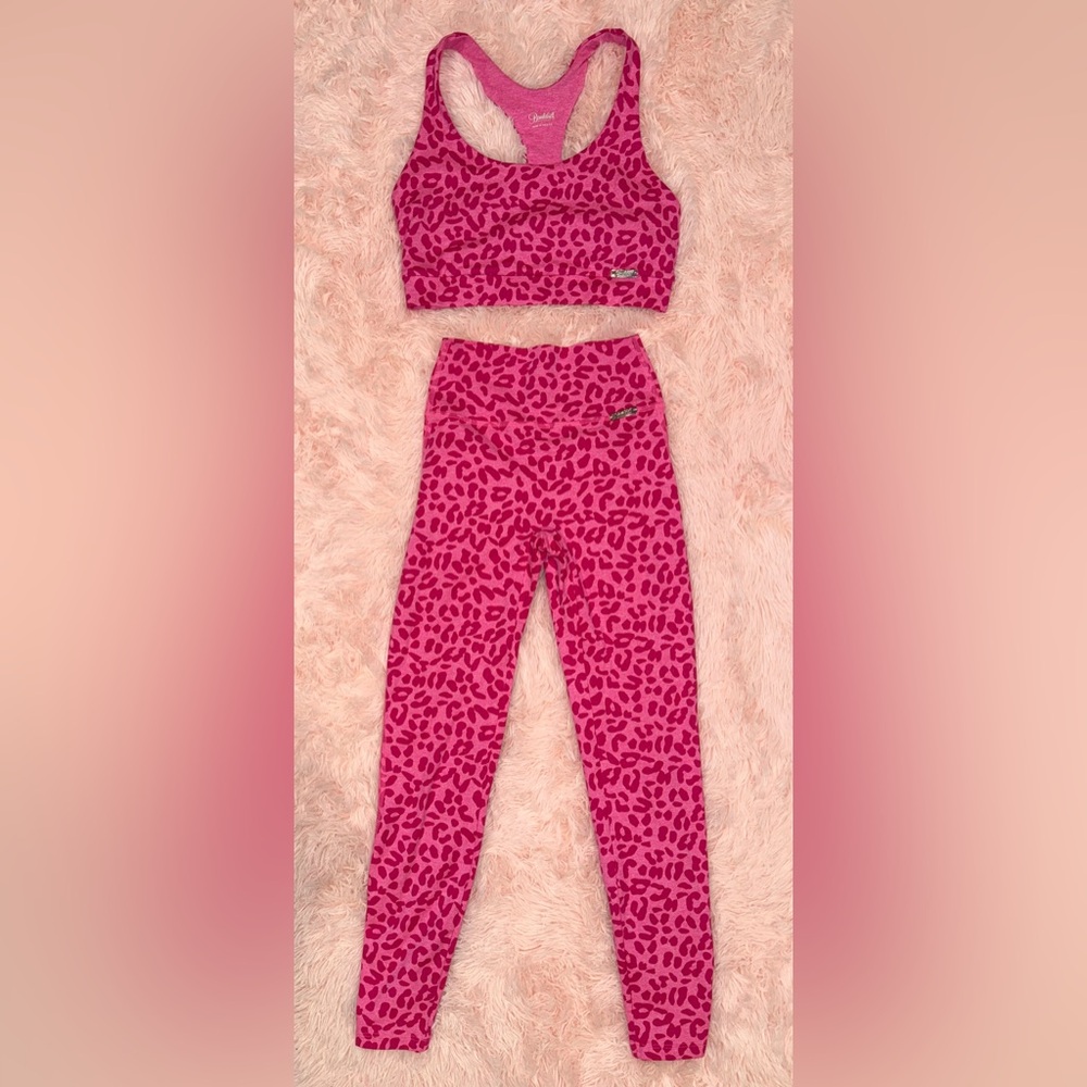 Bombshell sportswear pink cheetah sports bra and legging set